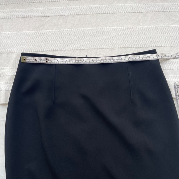 NWOT Black crepe midi pencil skirt with side slit - Picture 5 of 9